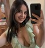 Neha - escort in Colombo Photo 1 of 3
