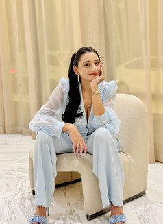Neha - puta in Dubai Photo 8 of 11