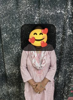 Neha only video call service - puta in Gurgaon Photo 1 of 2