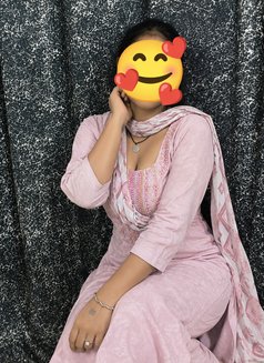 Neha only video call service - puta in Gurgaon Photo 2 of 2