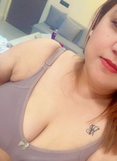 Neha - escort in Noida Photo 5 of 7