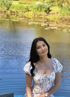 Neha Escort - puta in Candolim, Goa Photo 3 of 3