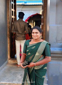 Neha - Transsexual escort in Chennai Photo 4 of 4