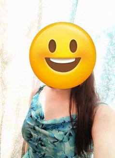 Neha (Cam and real meet) - puta in New Delhi Photo 6 of 6