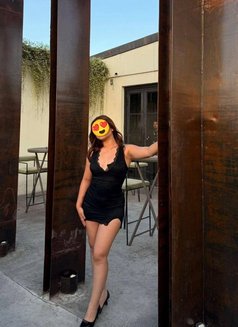 Neha for genuine meetup hand cash - puta in Kathmandu Photo 1 of 2