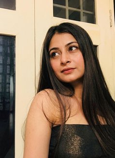 Neha Gupta - escort in Abu Dhabi Photo 4 of 5