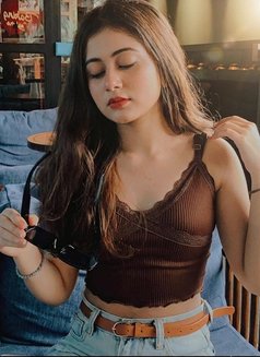 Neha Gupta - escort in Abu Dhabi Photo 2 of 5