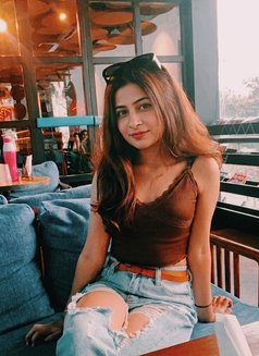 Neha Gupta - escort in Abu Dhabi Photo 4 of 5