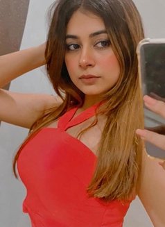 Neha Gupta - escort in Abu Dhabi Photo 5 of 5