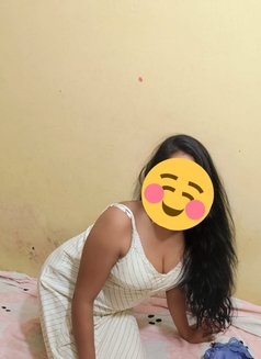 Neha Gupta Real Meet Full Gfe - puta in Bangalore Photo 5 of 9