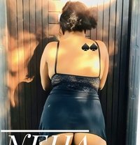 Neha Hot Wife - puta in Colombo