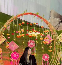 Neha House Wife Real Independent Profile - puta in New Delhi