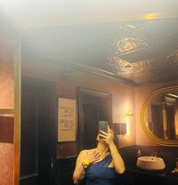 Neha_im - puta in New Delhi