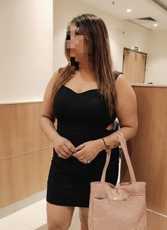 Neha vip independent bhabhi - adult performer in New Delhi Photo 24 of 25