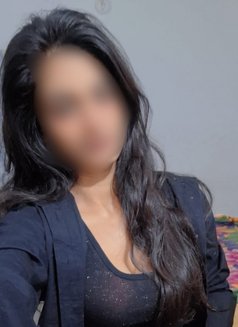 Tanvi Independent Escort Delhi - escort in New Delhi Photo 2 of 3
