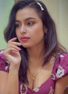 Neha - puta in Al Ain Photo 2 of 2
