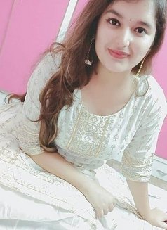 Neha - puta in Dhaka Photo 3 of 3