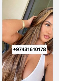 Neha - puta in Doha Photo 2 of 2