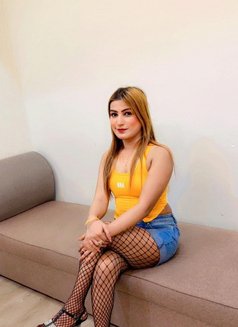 Neha - escort in Dubai Photo 1 of 4