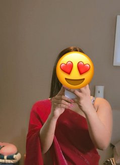 Neha - escort in Dubai Photo 6 of 12