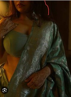 Neha - escort in Dubai Photo 5 of 5