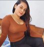 Neha - puta in Gurgaon Photo 1 of 2