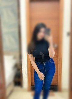 Priya WEBCAM AND REAL MEET 🤍9 - puta in Bangalore Photo 2 of 4