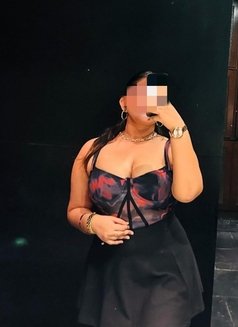 Independent cam - escort in Mumbai Photo 2 of 3