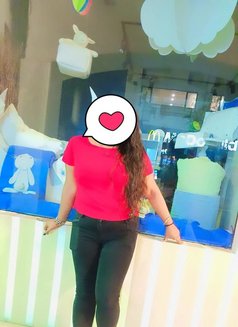 Neha - escort in New Delhi Photo 5 of 6