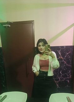 Neha - escort in New Delhi Photo 5 of 5