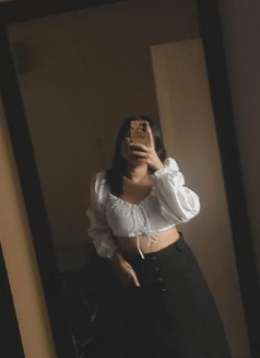 Neha - escort in New Delhi Photo 4 of 5