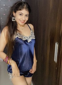 Neha - puta in Pune Photo 1 of 3