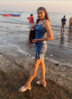 Neha - puta in Pune Photo 2 of 3