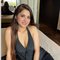 Neha - puta in Shillong Photo 2 of 3