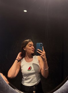 Neha - escort in Vadodara Photo 3 of 5