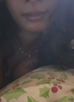 Neha - Transsexual escort in Kochi Photo 3 of 3