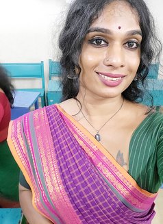 Neha - Acompañantes transexual in Kochi Photo 1 of 3