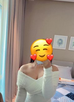 Neha Indian Model in Business Bay - escort in Dubai Photo 2 of 10