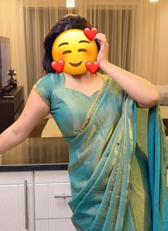 Neha Indian Model in Business Bay - escort in Dubai Photo 10 of 10
