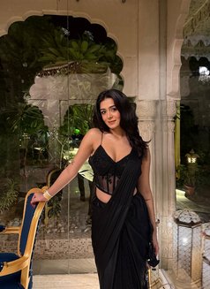Neha Indian Model - escort in Abu Dhabi Photo 5 of 5