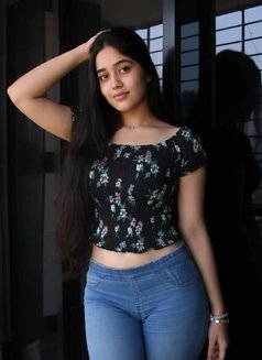 Roshni Escort Service - escort in Jaipur Photo 2 of 2