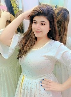 Neha Kakar - escort in Muscat Photo 1 of 6