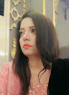 Neha Kakar - escort in Muscat Photo 4 of 6
