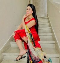 Neha Khan - puta in Lahore