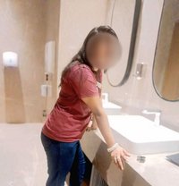 Neha Lucknow Independent - puta in Lucknow Photo 1 of 2