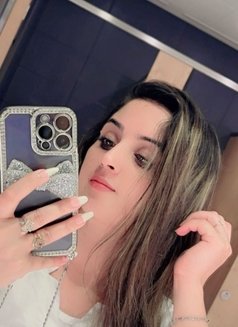 Neha - escort in Dubai Photo 5 of 11