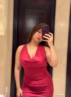 Neha Patel Available Escort Service - puta in Ahmedabad Photo 2 of 3