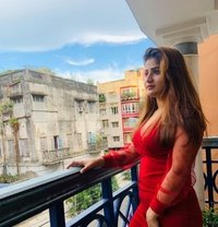 Neha Roy cam show real meet - escort in Mumbai
