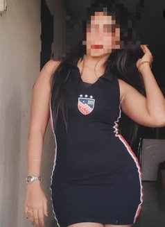 Neha Roy cam season or real meet - escort in Kolkata Photo 2 of 5