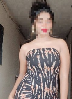 Neha Roy cam season or real meet - escort in Kolkata Photo 3 of 5